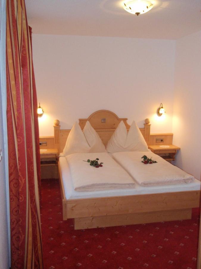 Flachauer Bergkristall Room photo
